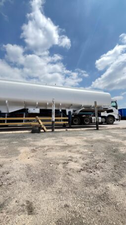 2004 TANK CLINIC	SEMI FUEL SEMI TANKER & PUP TRAILER