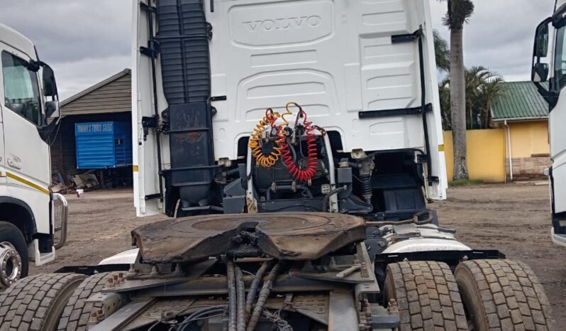 
								2021 VOLVO FH (5) 440 6X4 SLEEP A/T T/T C/C full									
